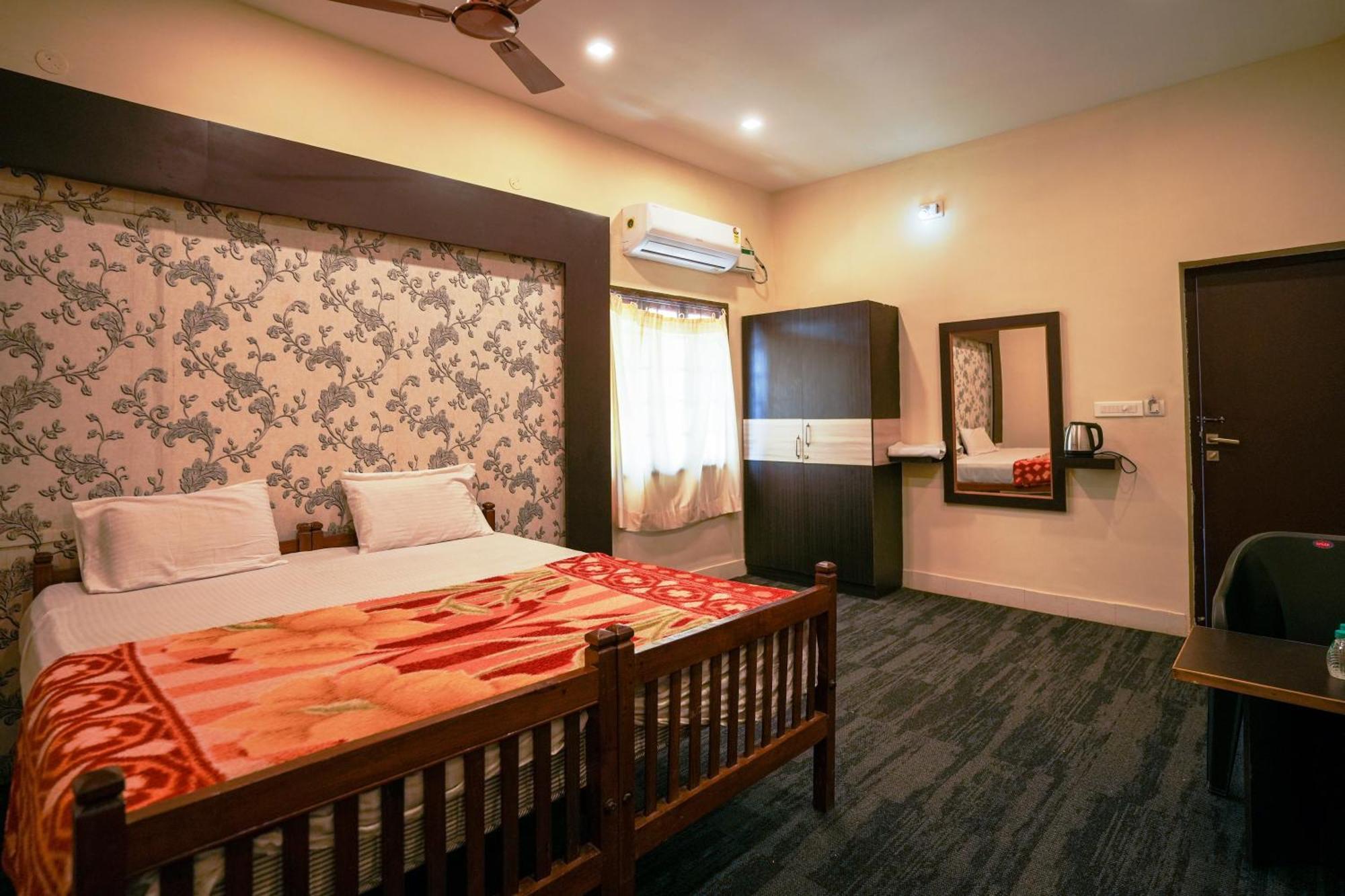 Hotel La Courtyard Pondicherry Exterior foto